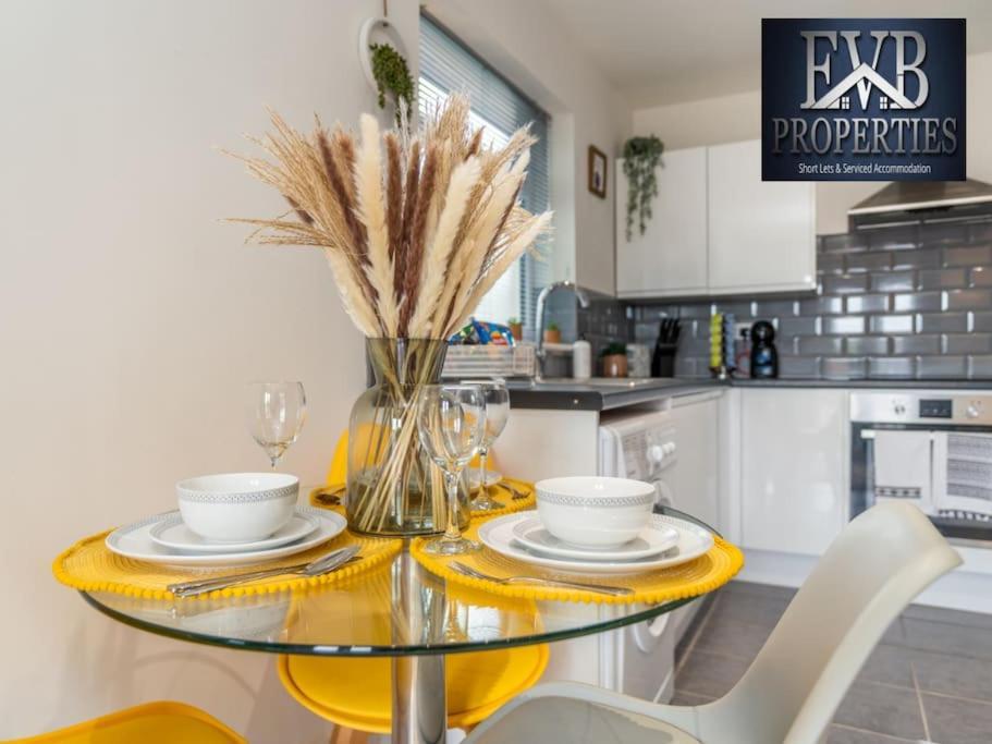 Charming Cosy Getaway Ideal For Leisure & Business Southampton Exterior photo